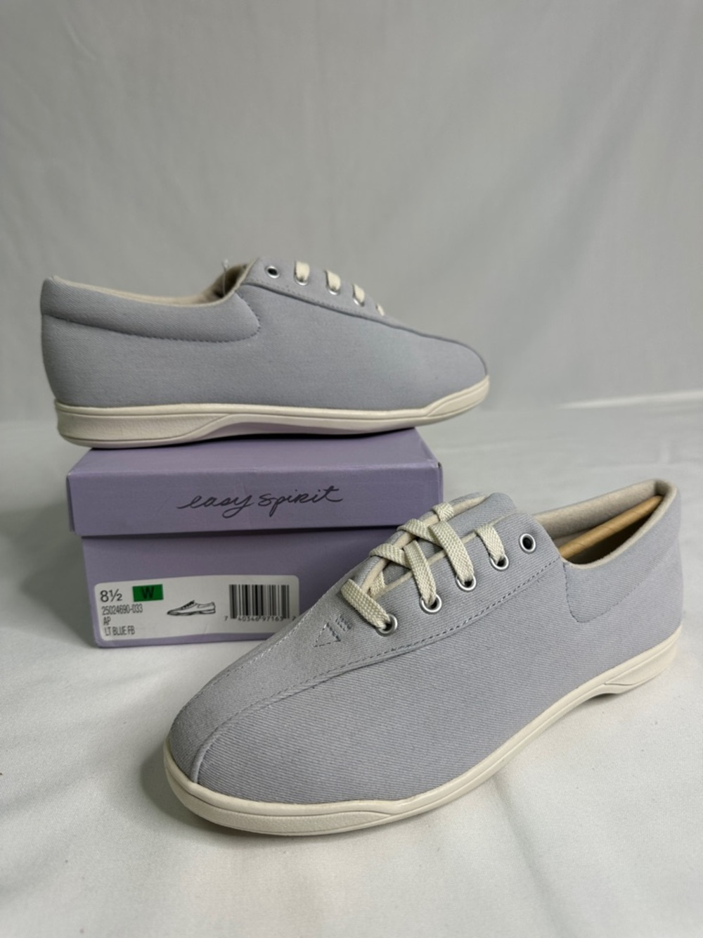 Easy Spirit Light Blue Canvas Women's Lace-Up Sneakers